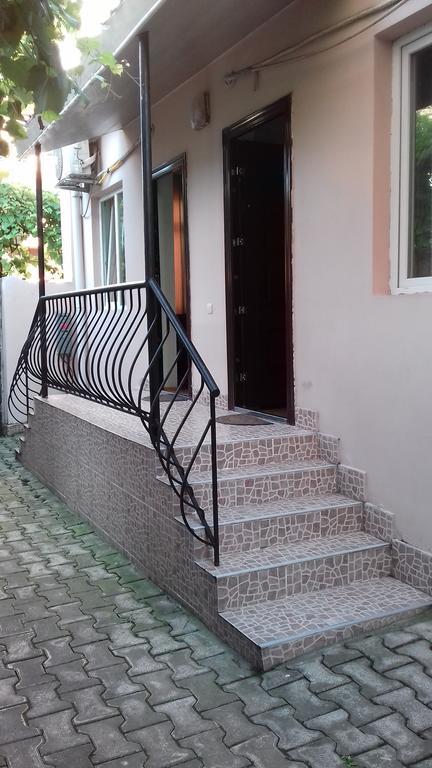 Light House Hotel Batumi Exterior foto